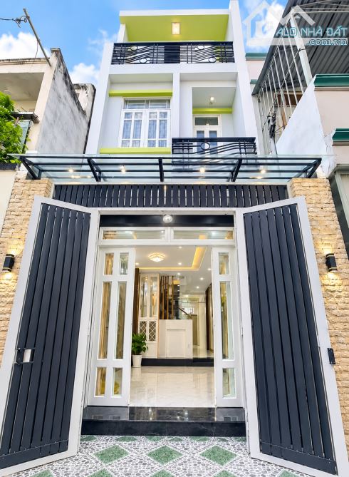 CÓ SẴN DÒNG TIỀN CHO THUÊ 20TR BÁN NHÀ NGAY PHẠM THẾ HIỂN QUẬN 8-GIÁ:3.47TỶ/63m2(4,2x15m)