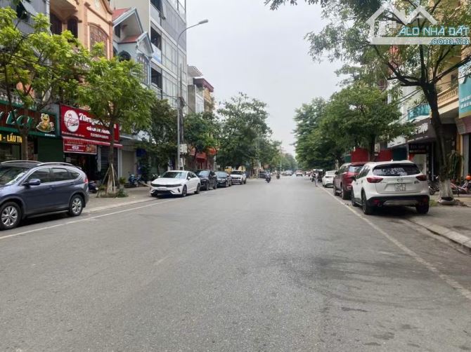 Bán căn Nhà kinh doanh đắc địa mặt Nguyễn Gia Thiều, Suối Hoa, tp Bắc Ninh ♦️DT 81m2 ♦️MT