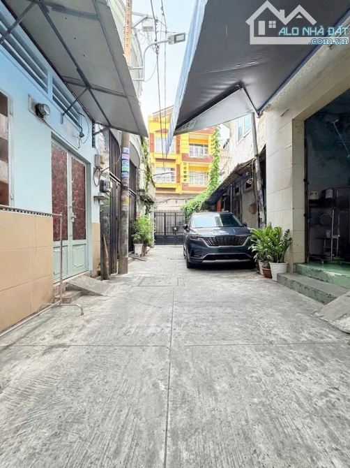 NHÀ TÂN PHÚ TÂN SƠN NHÌ TRẦN VĂN ƠN 2 MẶT TIỀN HẺM XE HƠI CHỈ 3TY860 CÒN TL