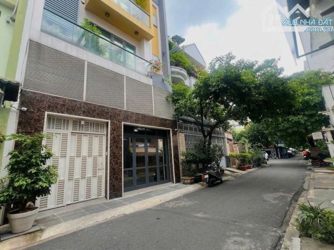 HẠ SÂU 2 TỶ - Thích Quảng Đức Phú Nhuận ngang 7m Hẻm xe tải có vỉa hè - Giá mới 22,9 tỷ