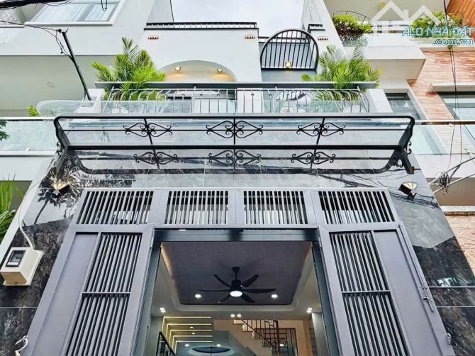 Bán nhà hẻm xe hơi đường Nguyễn Tư Giản, P.12, 4 x 12.5, có PN trệt giá 6.05 tỷ tl
