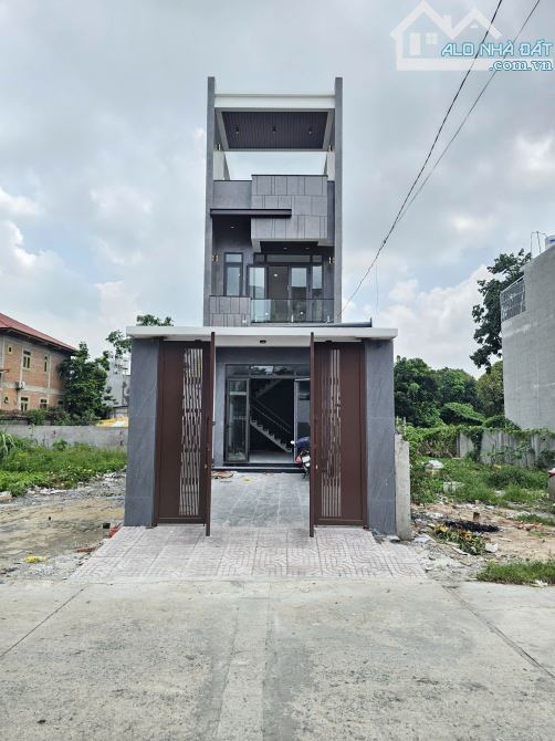 100,6m2_6Ty900🔥Nhà Mới gần chợ Đông Hòa, Ngã 3 Cây Lơn, đường Hai Bà Trưng Mới, Cây Da Xề