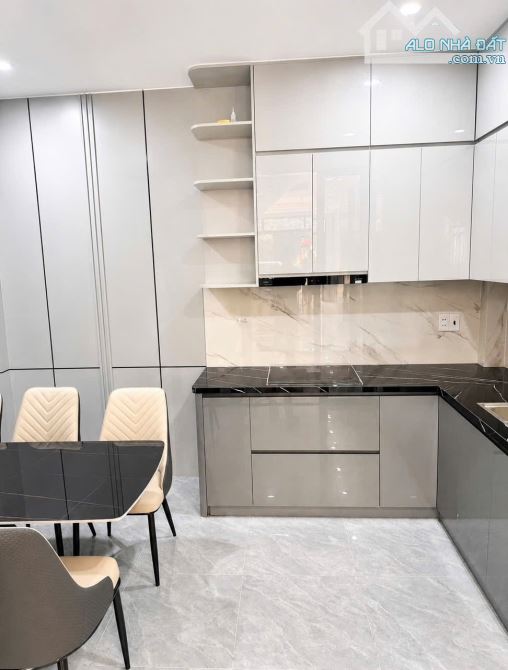 BÁN NHÀ LẠC LONG QUÂN 64M² 5 TẦNG 2 THOÁNG KINH DOANH CCMN 13.8 TỶ