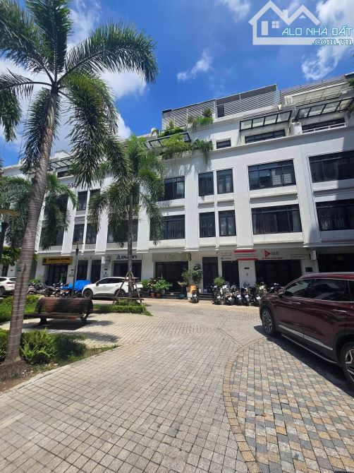 VINHOMES HÀM NGHI – 93M² – MT 6M – 5 TẦNG – THANG MÁY – KINH DOANH VĂN PHÒNG
