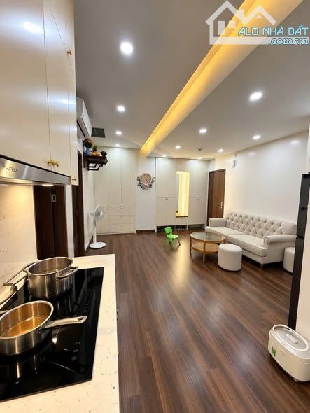 Trần Đăng Ninh Cầu Giấy - 60M2, 2PN, Full Nội Thất Ở Ngay, Ban Công Rộng, 4.6 Tỷ
