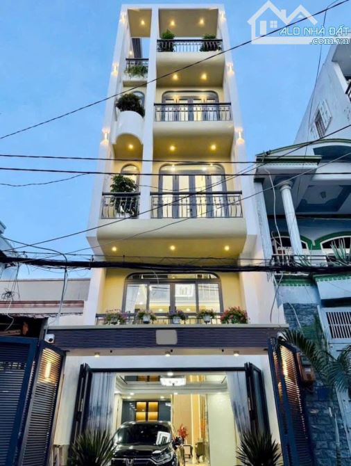 SIÊU PHẨM TRẦN VĂN ĐANG - Q3 - GIÁ: 5,75 TỶ/70M2 (5x14) - VỊ TRÍ ĐẸP CÁCH GA SÀI GÒN 800M