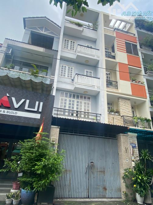 Bán nhà mặt tiền ngay Nguyễn Văn Trỗi,Phú Nhuận.DTS: 229m2(4mx17m) 4 tầng mới giá chỉ 18tỷ