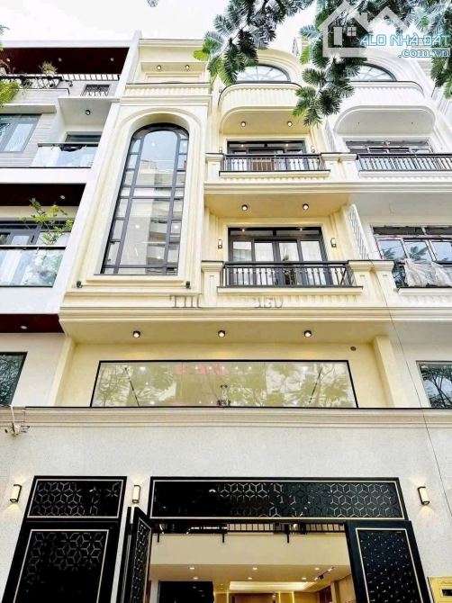 ĐỊNH CƯ ĐỨC BÁN NHÀ PHAN XÍCH LONG, PHÚ NHUẬN. GIÁ:4,58Tỷ/4,7mx16m. 5TẦNG. SỔ HỒNG RIÊNG