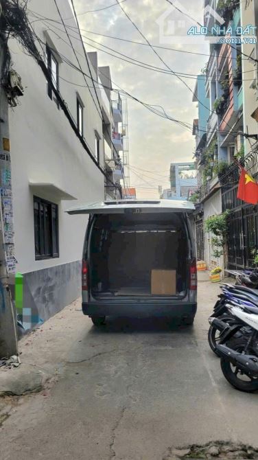 Hẻm Xe Hơi Ngay Trường Chinh, Căn Góc Cực Thoáng 56m2, 3 Phòng Ngủ, Nhỉnh 5 tỷ
