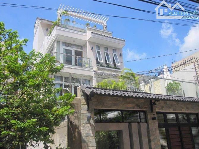 BIỆT THỰ SÂN VƯỜN P.11 GÒ VẤP – 130M², SÂN ĐẬU 2 Ô TÔ – NHỈNH 16 T.Ỷ