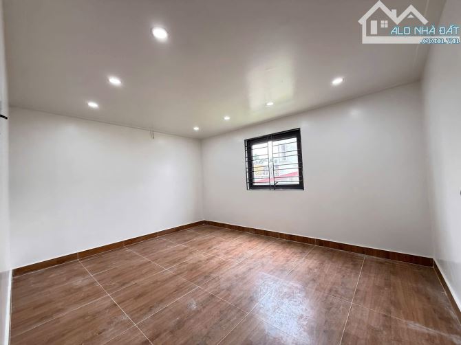 Cực rẻ chỉ 1 tỷ 450 tr nhà 1,5 tầng sân cổng 51m2 Vân Tra, An Đồng, Hải Phòng ngõ 4m