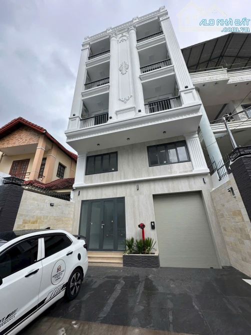TÒA NHÀ 23 PHÒNG CĂN HỘ DỊCH VỤ_BÌNH THẠNH(7 X 23M)HẦM 7 TẦNG,THU NHẬP 160TR,GIÁ 32 TỶ
