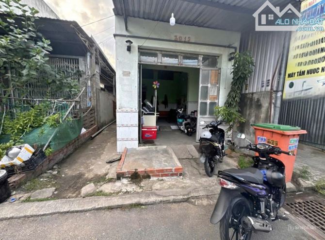 Cần bán dãy trọ 200m2 tại Đường Lê Thị Nghỉ Phước Thạnh giá chỉ 800TR