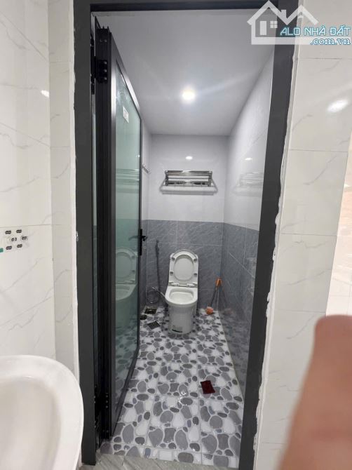 Dãy trọ 8,5 tỷ 14 phòng gần Khu Cán bộ Giảng viên Đại học Cần Thơ. TP cần thơ