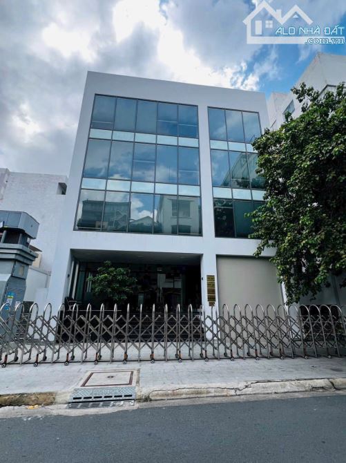 HÀNG HIẾM MT MAI THỊ LỰU Q1 - 16,5x25M – CN 418,5M² - 2 H + 6 TẦNG , SÀN 2.075M² - 220 TỶ
