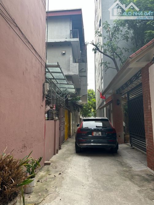 PHỐ KIM NGƯU.1 NHÀ RA PHỐ.Ô TÔ - KD.45M² - 5 TẦNG. GIÁ 13,5 TỶ.SỔ ĐỎ NỞ HẬU.KO QUY HOẠCH