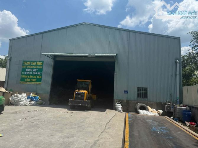 Kho Xưởng , Mặt Tiền QL13 , 1333m2 , ngang 20m , Dòng tiền 36tr tháng