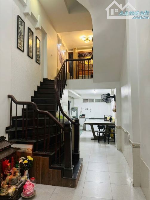Sát phố Vũ Trọng Phụng - Thanh Xuân, vị trí đẹp, full nội thất, đối diện CC Hapulico
