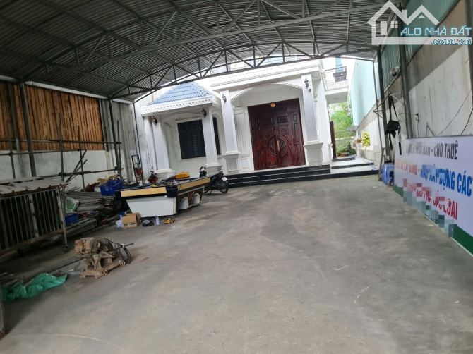 Bán Biệt Thự , 446m2 , 3 tầng , ngang 10 , Mặt Tiền , Mỹ Phước Tân Vạn - Dĩ An - HCM