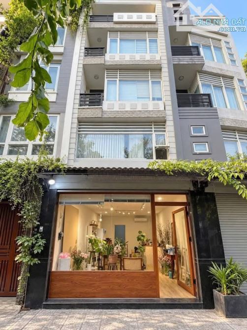 Chính Chủ Bán Nhà Nguyễn Thị Thập, Q7 - Giá 2 Tỷ 880 / 5,5m x 18m. Pháp Lý Sạch. Hẻm 7m