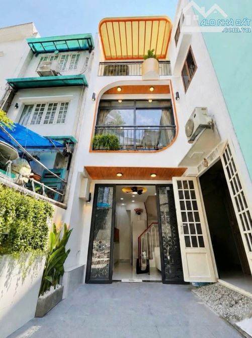 HIỂM CÓ CĂN NÀO ĐẸP NHƯ THẾ NÀY ĐƯỜNG NGUYỄ THIỆN THUẬT 6,7 TỶ - 65 M2( 5 X13) 2 LẦU 3 LẦU