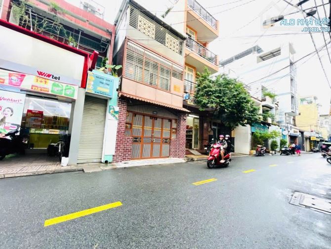 Giá đầu tư -Bán nhà Mặt Tiền Đất Thánh, P6, Tân Bình (DT: 5x32m, 149m2) Giá 21 Tỷ