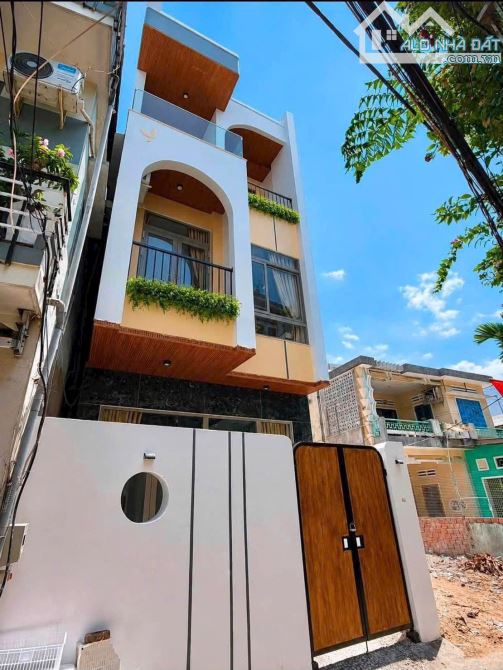 🔥 NHÀ 3 TẦNG , HỒ BƠI , KIỆT 112 TRẦN CAO VÂN, VỊ TRÍ KINH DOANH