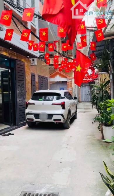 💥NHÀ ĐẸP NHƯ HỒNG DIỄM. VỊ TRÍ BÙI XƯƠNG TRẠCH. THANH XUÂN.ÔTÔ ĐỖ CỬA. 40M2.5TÂNG. 👉10,1