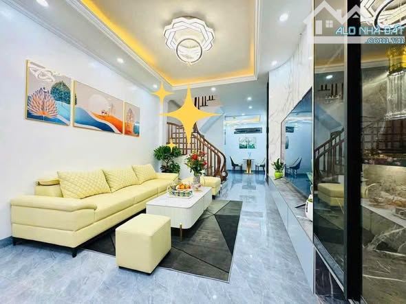 Bán nhà Văn Quán, 36 mét vuông, 5 tầng, giá 5 tỷ...