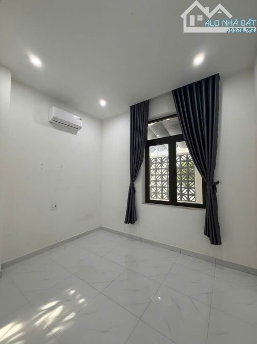 TOÀ NHÀ CĂN HỘ DỊCH VỤ GẦN AEON HÒA XUÂN – CÓ 9 CĂN HỘ- DT ĐẤT 152M² – 9,9 TỶ