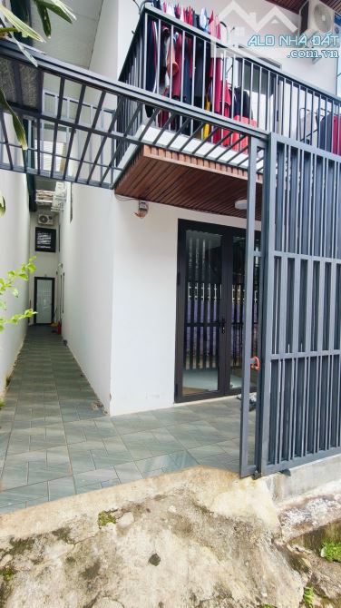 3 CĂN HỘ DỊCH VỤ HẺM 129 ĐỖ XUÂN HỢP (5x20): Giá 4.5 tỷ