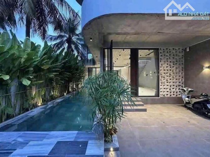 Bán villa Thảo Điền có hồ bơi riêng, đất 192m², 4 tầng, chỉ 65 tỷ