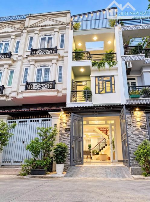 HIẾM CÓ CĂN NÀO ĐẸP NHƯ CĂN TÔN THẤT ĐẠM P. BẾN NGHÉ Q1- 3,6 TỶ- 72M2(4, 5X 16) - 3 LẦU 4