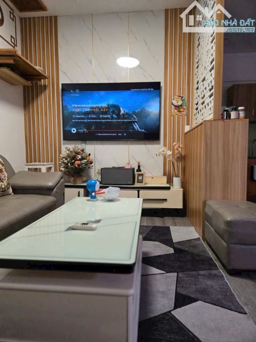 Chỉ 1,6 tỷ- Bán căn hộ chung cư Sơn An, 70M2, 2PN, sổ sẵn, đang cho thuê 8tr