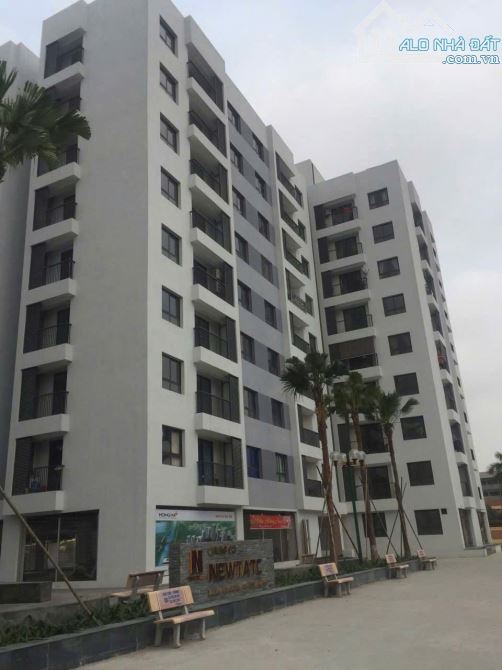 Căn hộ chung cư Newtatco Lai Xá 70m2, căn góc, 2 ngủ.