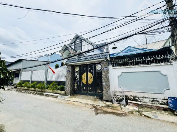 Bán Nhà Xưởng Trịnh Thị Miếng. 386m2. Ngang 11m. Đường 8m Thông, 250m Chợ Thới Tứ