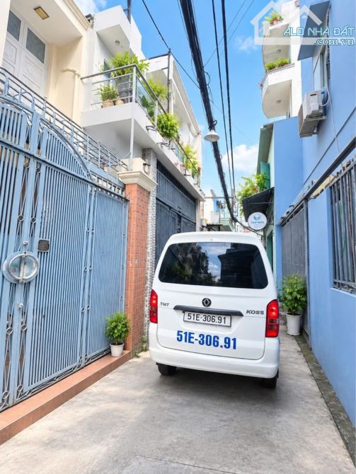 GẦN ĐẦM SEN NHÀ MỚI Ở NGAY ÔNG ÍCH KHIÊM - Q11. HẺM 4M THÔNG - DT: 51m2 - 6 TỶ 88