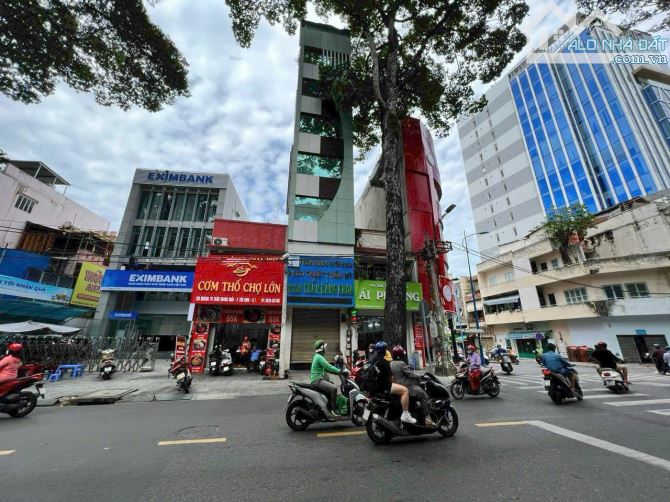 SIÊU PHẨM TÒA NHÀ 7 TẦNG THANG MÁY HIỆN ĐẠI MẶT TIỀN TRẦN QUANG KHẢI,P.TÂN ĐỊNH-GIÁ:35TỶ