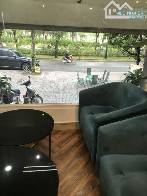 Tòa nhà văn phòng 2MT đường Trần Não, Quận 2, DT 6x15m, Hầm 5 tầng, HĐT 83tr, giá 65 tỷ