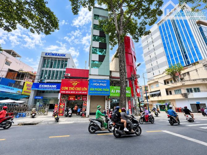 BÁN TÒA NHÀ 7 TẦNG MẶT TIỀN TRẦN QUANG KHẢI, Q.1 – HĐ THUÊ 3.000$/THÁNG – 35 tỷ