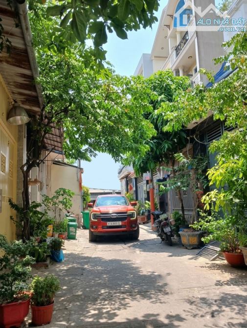 Bán nhà chính chủ giá rẻ, Lê Văn Lương 2 tầng 8x18 6pn, Giá 5 tỷ