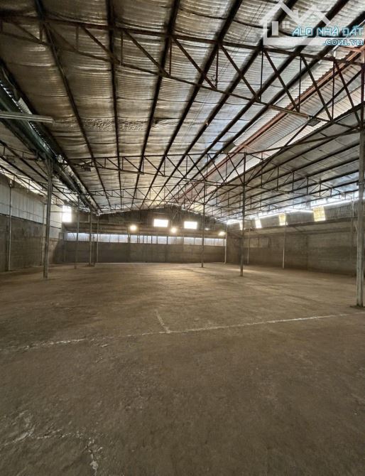 Bán kho xưởng 2430m2 giá 14,5 tỷ tại KCN Tân Mỹ Chánh,Tiền Giang