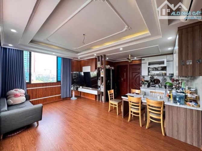 BÁN TÒA NHÀ 105M2, MT 8.5M, MẶT NGÕ Ô TÔ TRÁNH VỈA HÈ 2M TRẦN ĐẠI NGHĨA , LÊ THANH NGHỊ
