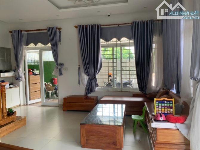 Hàng Hiếm Tại Thiên Mỹ Lộc VSIP - Nhà Góc 180M2, Hoàn thiện Nội Thất