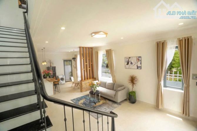 VILLA ĐƯỜNG Ô TÔ LỚN LỮ GIA ĐÀ LẠT