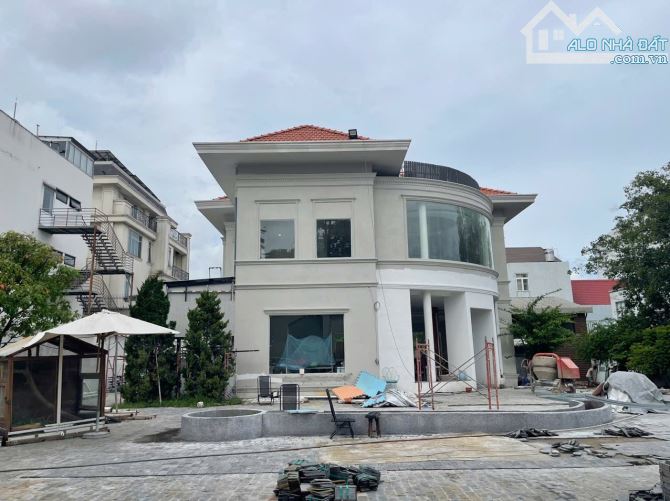 BIỆT THỰ MT LÊ QUÝ ĐÔN, BÌNH THỌ , THỦ ĐỨC - 1.600 M2 - TRUNG THỦ ĐỨC