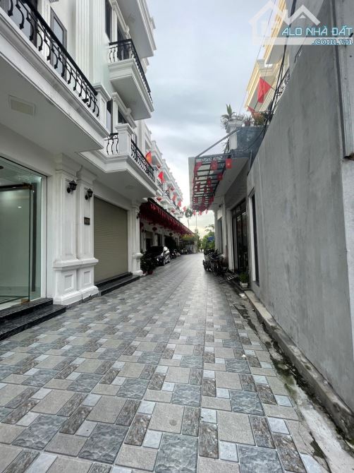 Nhà Quỳnh Hoàng – 75m² – ô tô đỗ cửa – hơn 2 tỷ xíu .