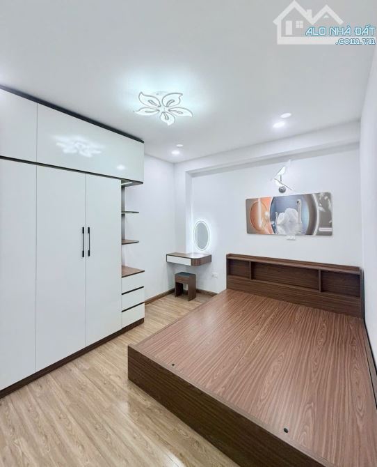 CĂN HỘ TÒA HH2B KĐT DƯƠNG NỘI HÀ ĐÔNG 80m2 -3 PN 2WC View Thoáng sáng : 5,7 tỷ full nội th