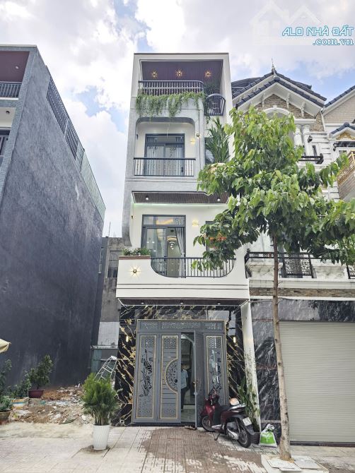 5,25Tỷ TL🔥Bán nhà 1 trệt 2 lầu 64m2 KDC gần Chợ Phú Phong 300m, p.Bình Chuẩn, Tp.Thuận An