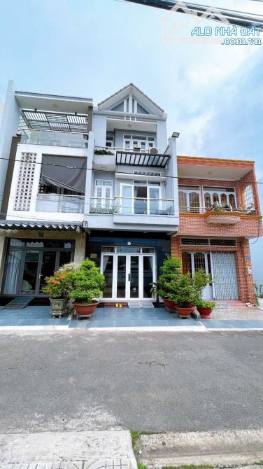 Hạ giá gấp 400tr ( từ 6ty9 còn 6tỷ500 ) ❌ BÁN NHÀ 1 TRỆT 2 LẦU GẦN NGÃ TƯ VINCOM - PHAN